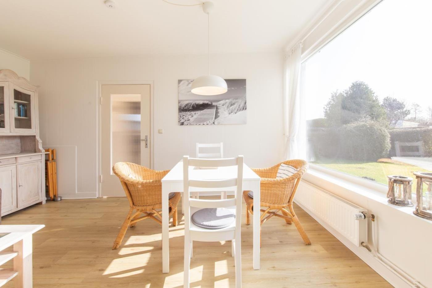 Ferienhaus Kleeblatt 5 - Zentrale, ruhige Lage mit Garten und Terrasse Scharbeutz Exterior foto